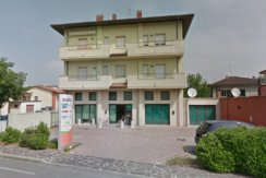Negozio in zona di passaggio Negozio in zona di passaggio