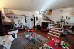 Villa a schiera vicina al centro Villa a schiera vicina al centro
