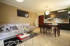 Appartamento trilocale con ingresso indipendente Appartamento trilocale con ingresso indipendente