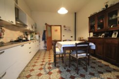 Appartamento Indipendente dalle ampie metrature Appartamento Indipendente dalle ampie metrature