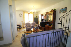 Appartamento Indipendente con 3 camere Appartamento Indipendente con 3 camere